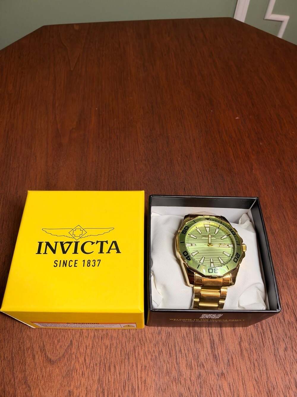Invicta Diver Meridian Men's Watch 46mm Gold Tone Green Dial